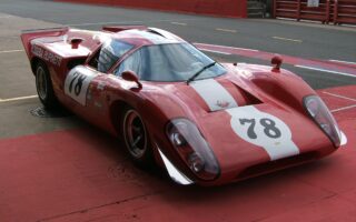 lola t70