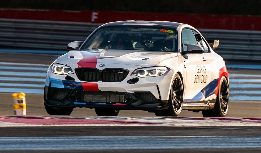 m2 cs racing